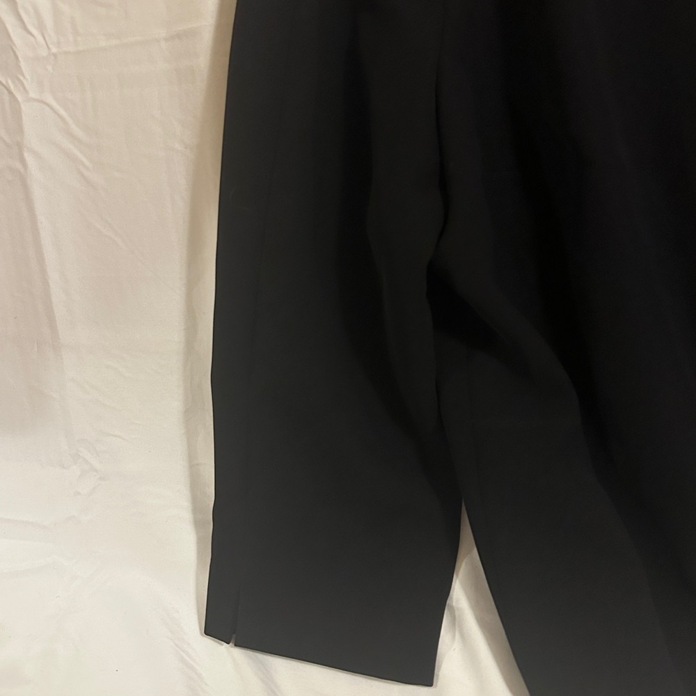 Chic Ann Taylor Black V-Neck 3/4 Sleeve Blouse - Classic Work Top - Picture 4 of 13
